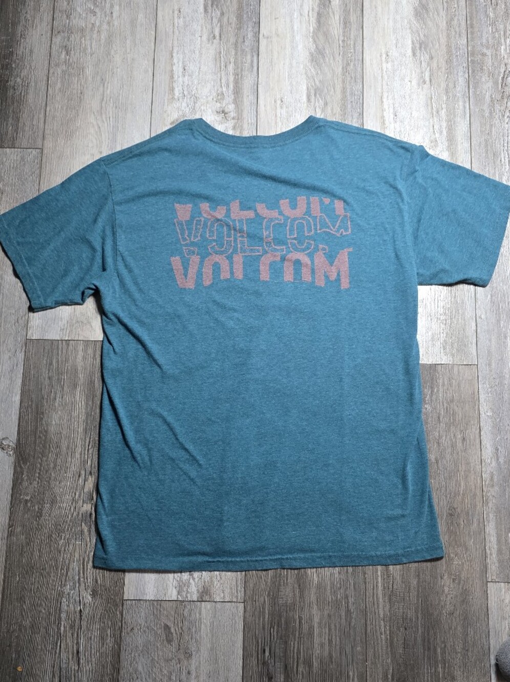 Volcom Stone Men's Logo Repeat Graphic Tee Shirt Sz Lg *READ